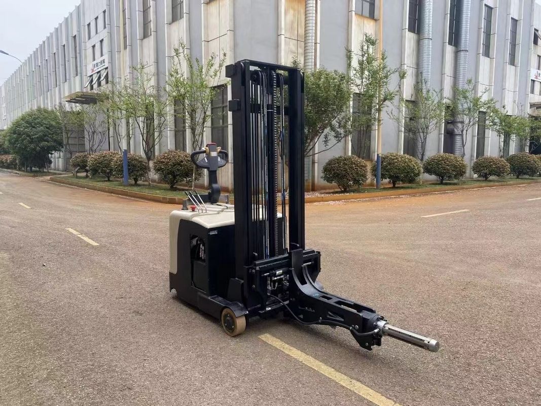 Non Standard Balance Weight Electric Forklift Truck With Inflation Axis 500 KG Capacity