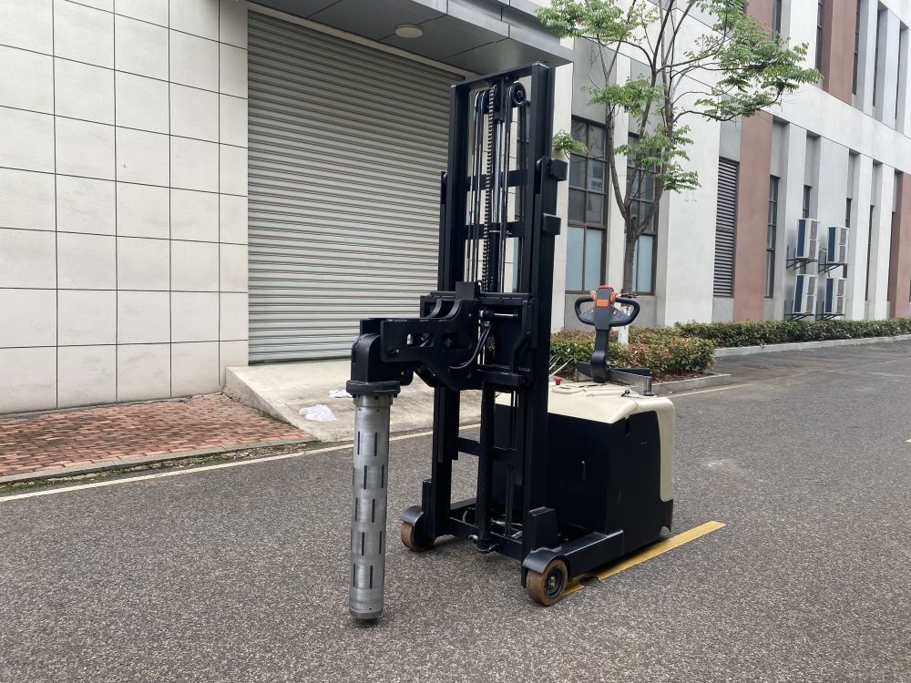 Airlift Balanced Electric Forklift Truck Rated Load Capacity 500 KG Inflatable Shaft Diameter 6 Inches