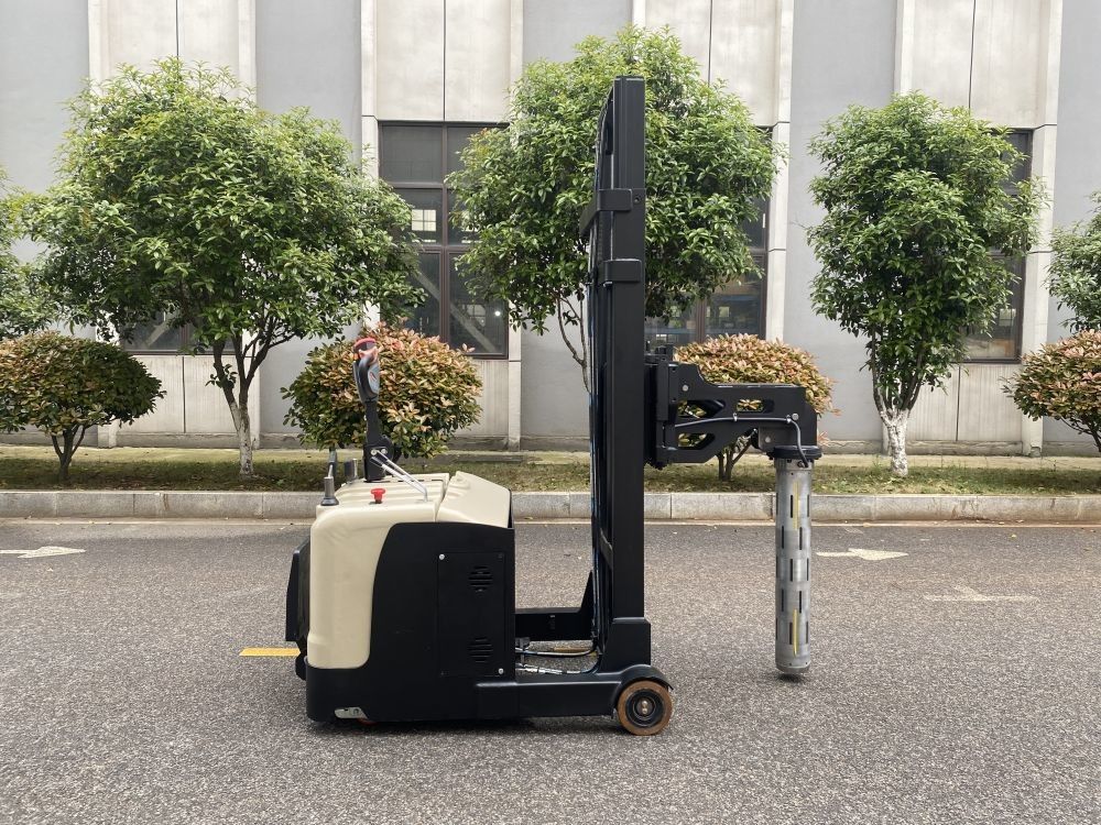 Airlift Balanced Electric Forklift Truck Rated Load Capacity 500 KG Inflatable Shaft Diameter 6 Inches