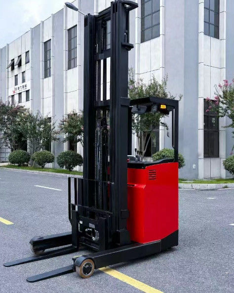 Electric Narrow Aisle Reach Forklift Truck Battery Capacity 25.6 V 400AH 2000 KGS Seated Type Curtis Controller