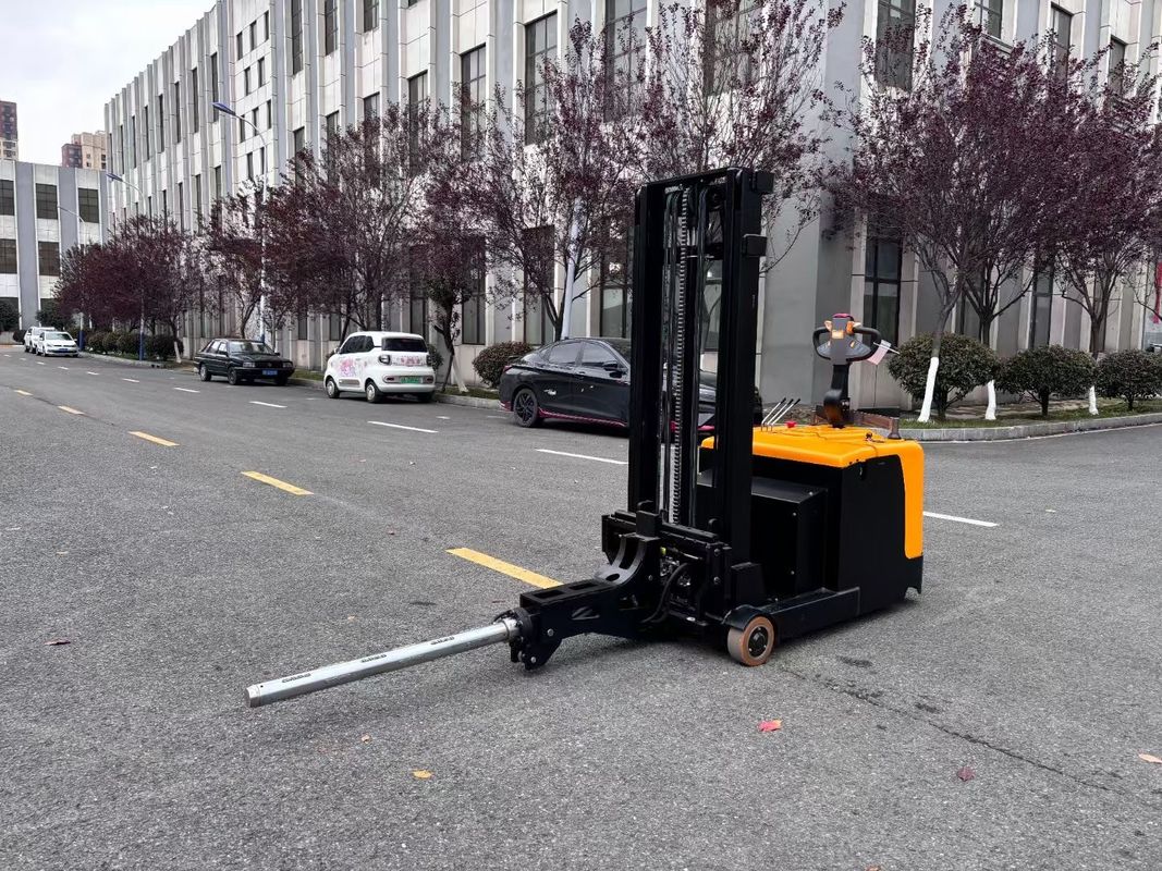 Rated Load 600 kg Non Standard Gas Expansion Axle Counter Balance Forklift Truck Stand Model Lifting Height  3000 mm