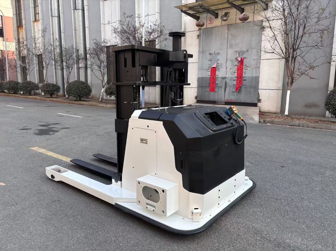 AGV Body  Electric Pallet  Stacker Lifting Height 4 Meters Fork Adjustment Range 400-700mm Curtis Control System