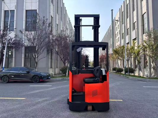 3 Tons Reach Truck, Electronic Steering, Shock Absorption, Overheat Protection